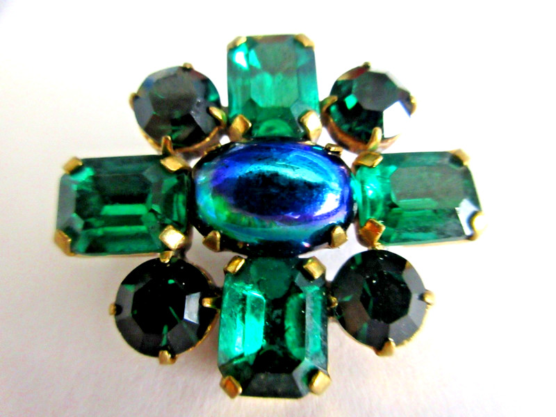Beautiful Czech Vintage Style Glass Rhinestone Button   Iridescent & Green