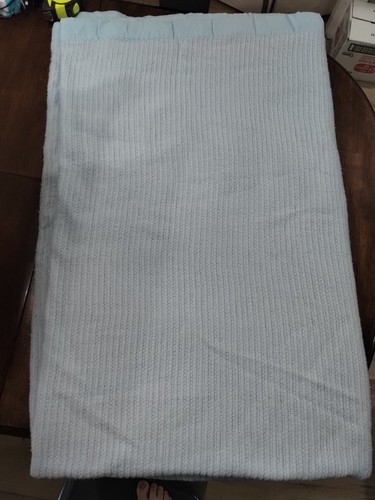 Vtg JC Penny Thermal Acrylic Blanket Light Blue, Full Size 84" X 100" - Picture 2 of 5