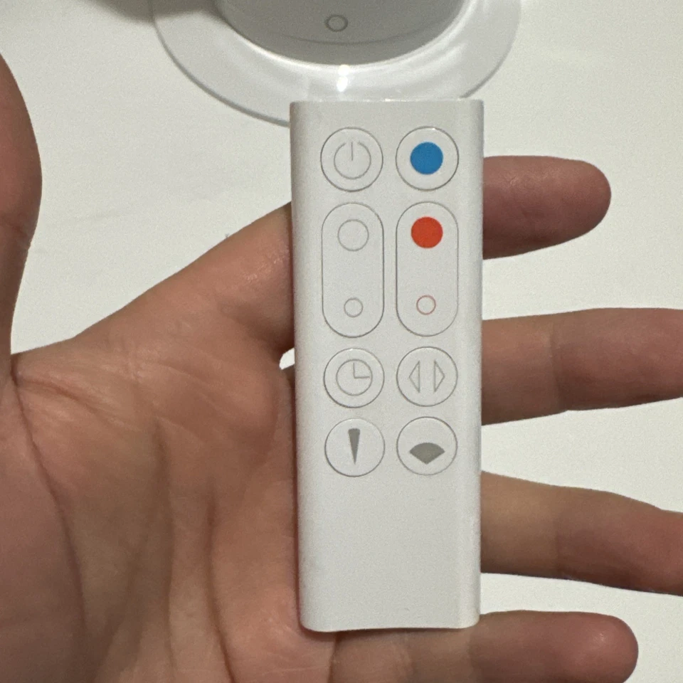 Ventilador oscilante calentador Dyson AM09 Hot Cool Jet Focus funciona blanco plateado con control remoto Foto 4 de 4