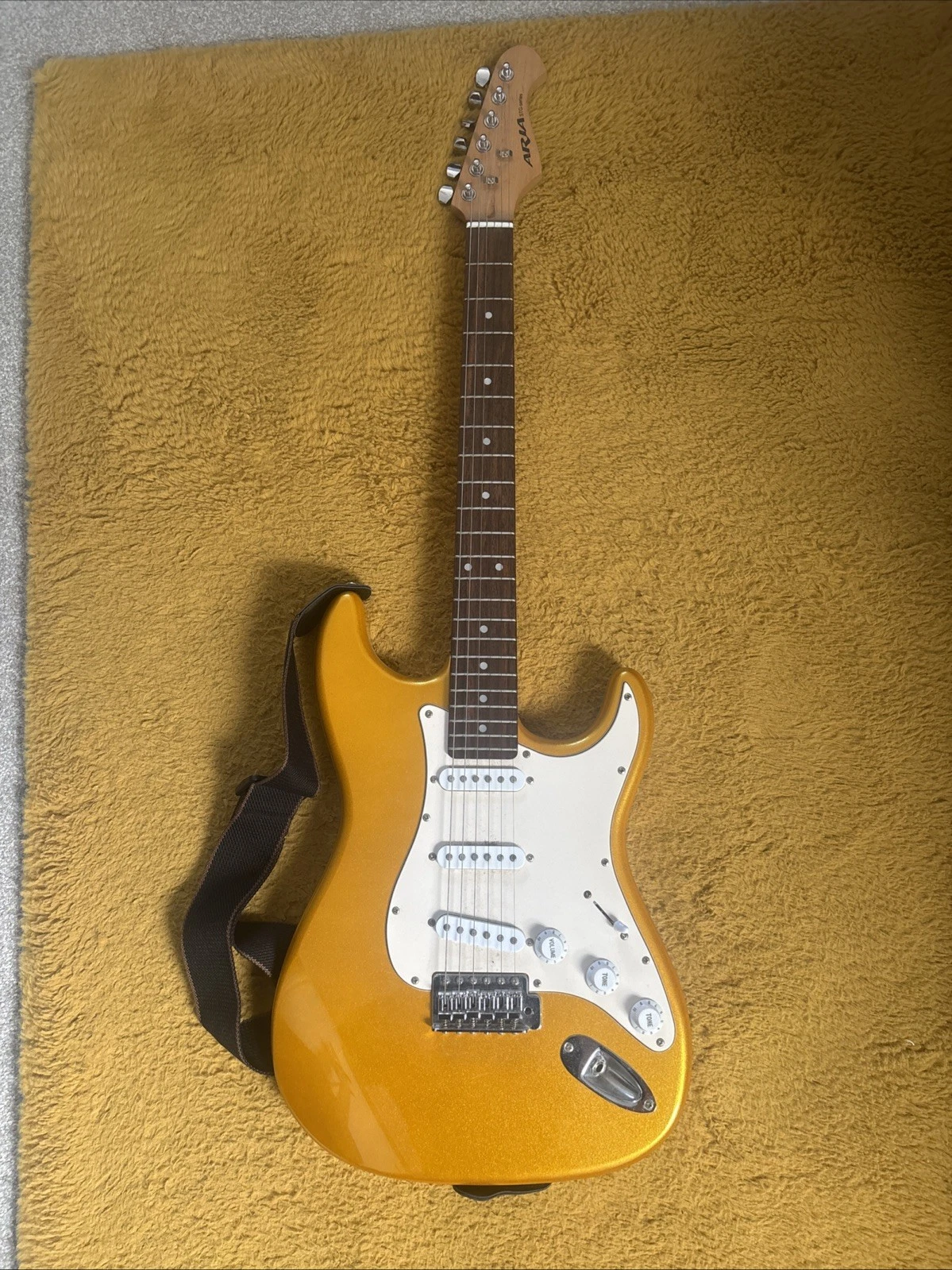 Picture 1 of 4