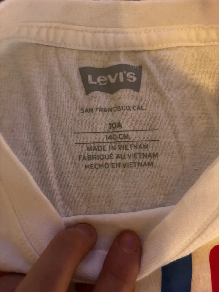 Levis T-Shirt für Kinder, Kurzarm, buntes Logo, Größe 140, fast wie neu - Bild 3 von 3