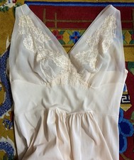 Vanity Fair Nightgown 60s Pink Maxi Sz 38 Vintage Fairy Romantic Corset Floral