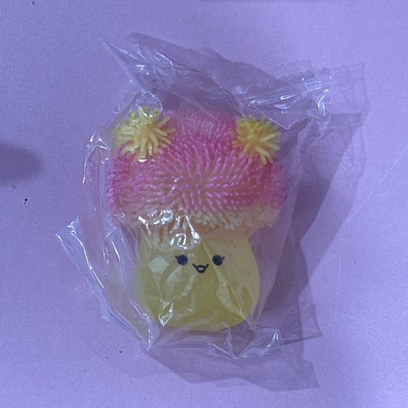 TIKTOK VIRAL MUSHROOM SQUISHY YELLOW AND PINK, SUGAR FILLED STRESS RELIEVER