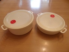2 Mikrowellentöpfe mit Deckel gebraucht