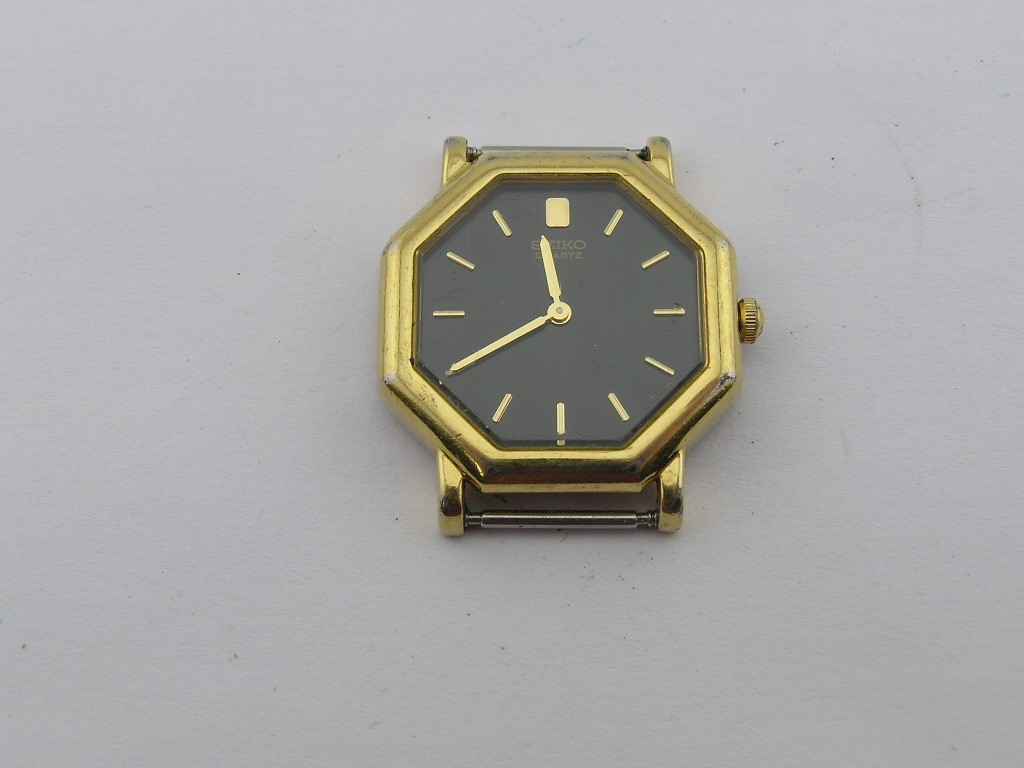 Found Working Dial Watch Black Seiko Ladies Case Vintage 1N00-5D90 Octagon As - vintagewatches.pk