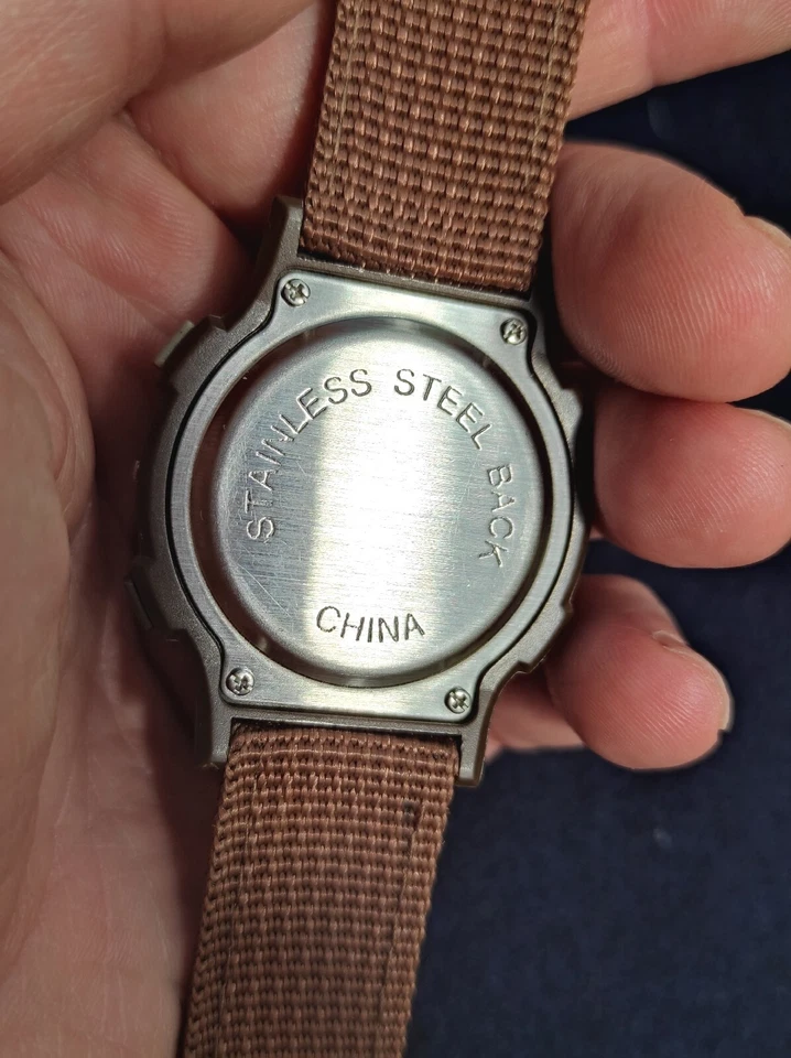 Dunlop CromaGlow rare vintage digital sports watch - image 4 of 4