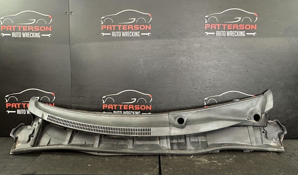 09-13 COROLLA COWL VENT WINDSHIELD WIPER SCREEN TRIM PANEL MOLDING