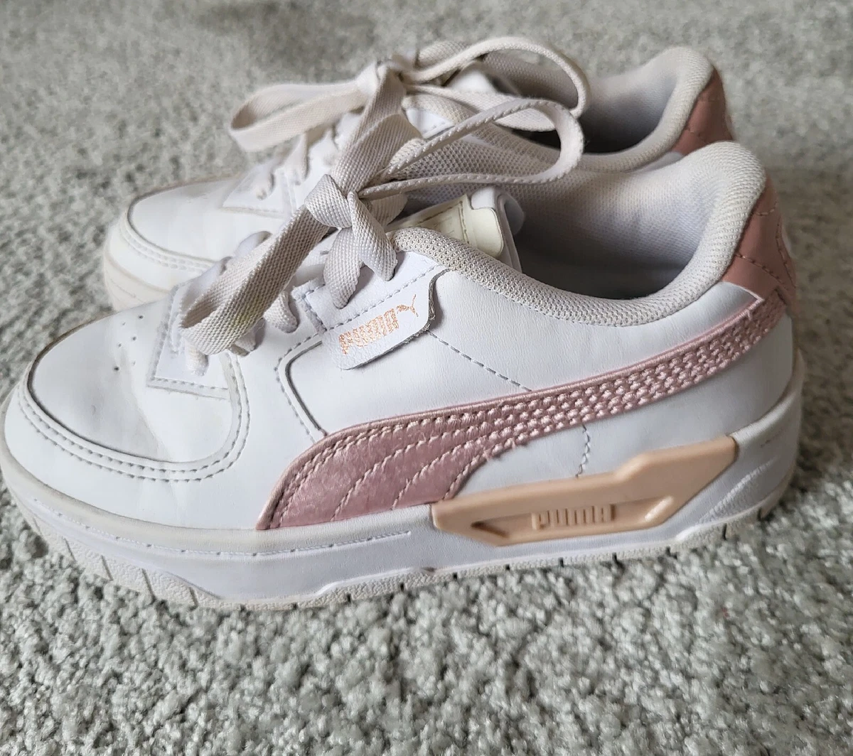 Puma trainers hotsell kids pink