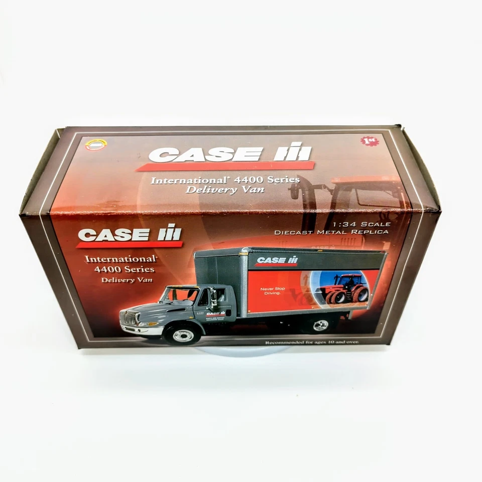 Furgoneta de reparto Case IH 4400 Series 1/34 primera marcha Foto 2 de 4
