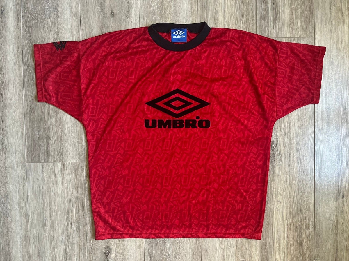 UMBRO FOOTBALL SHIRT 1990s JERSEY SOCCER VINTAGE ENGLAND RED UMBRO FOOTBALL SHIRT 1990s JERSEY SOCCER VINTAGE ENGLAND RED