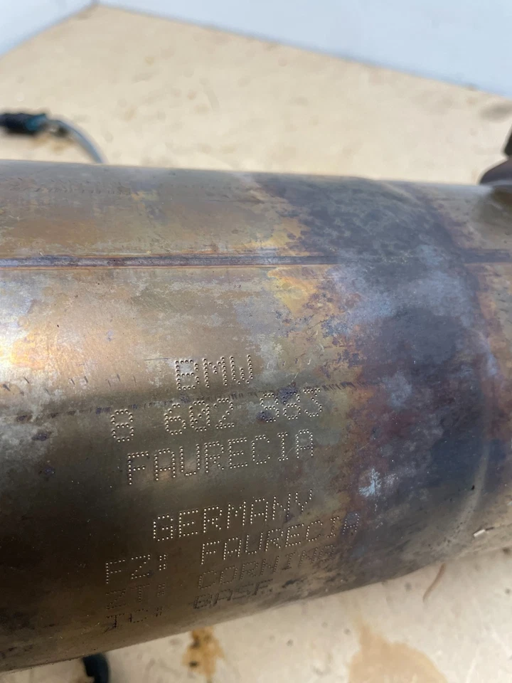 OEM BMW N55 Downpipe Catalytic Converter Faurecia 8602883 335i 435i M235i 60K - Image 3 of 4