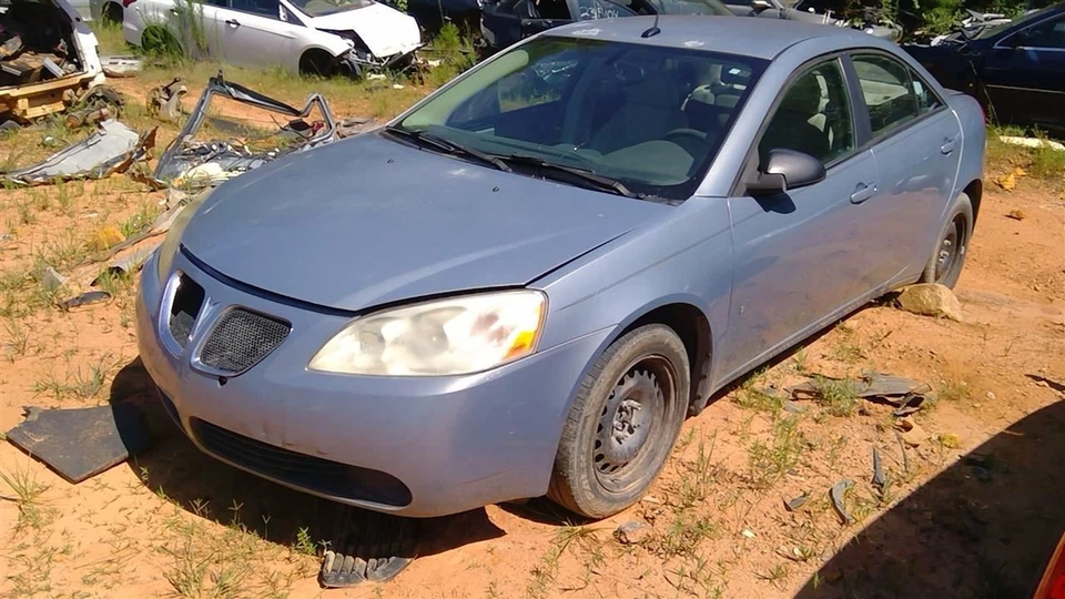 G6        2008 High Mounted Stop Light 246524 - Image 2 of 4