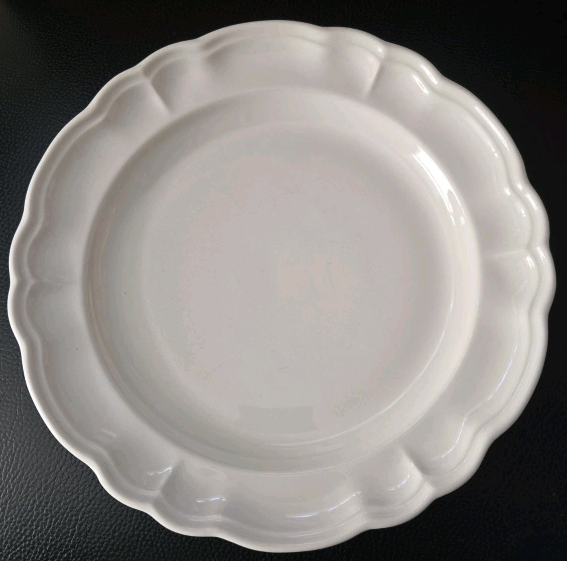 SET OF 2 PFALTZGRAFF GAZEBO WHITE DINNER PATES 10 3/8