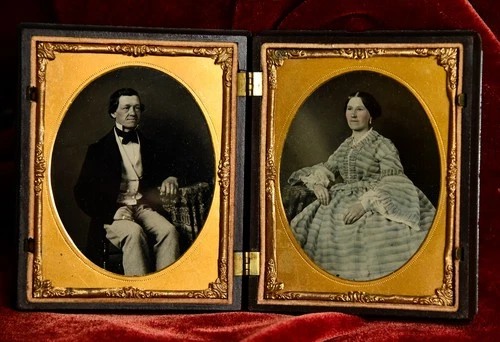 RUBY GLASS 1/4 PLATE TINTED AMBROTYPE IN UNION CASE ~ EXQUISITE DRESS