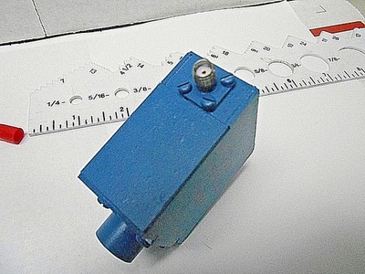 101100888 RADIO FREQUENCY ISOLATOR MICROWAVE NEW OLD STOCK