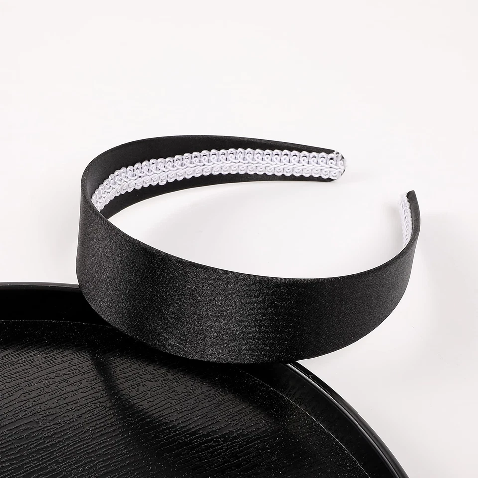 Diadema ancha negra de satén para mujer años 70 60 Halloween diadema dura Foto 2 de 4