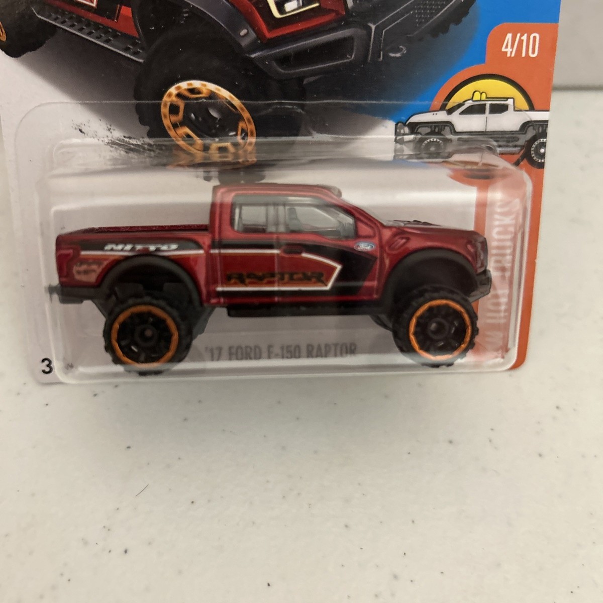 Hot Wheels 2016 Hot Trucks #4/10 '17 Ford F-150 Raptor #10/365