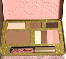 Too Faced Beauty Wishes & Sweet Kisses Snow B...
