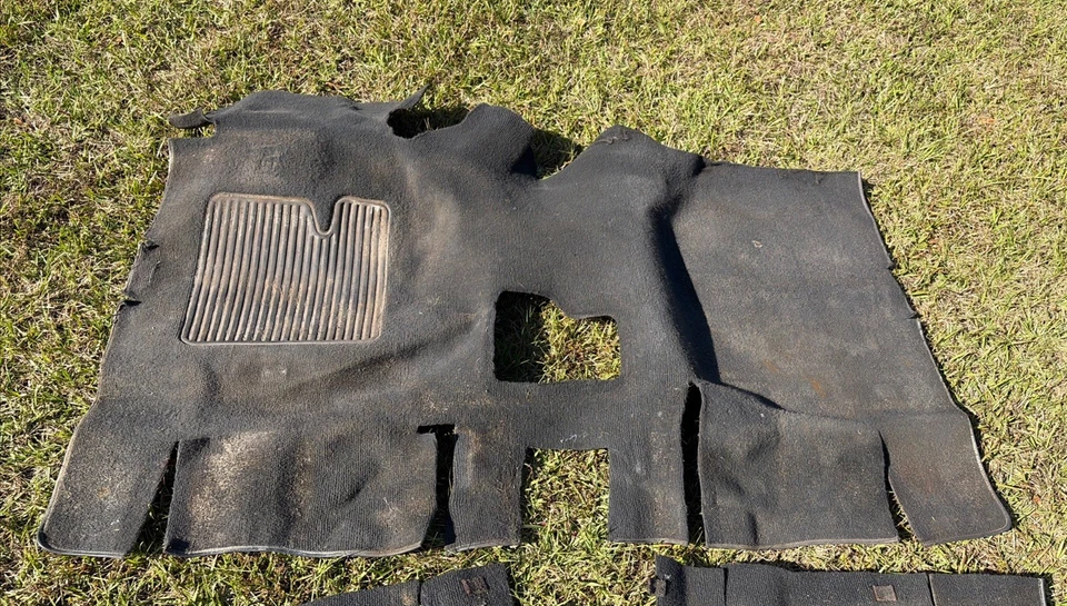 Juego completo de 5 alfombras grises Jeep Wrangler YJ 1987-1995 OEM Foto 2 de 4
