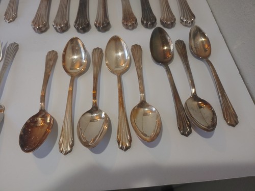 Vintage Kirk Stieff EP Flatware 45 pcs Electro Plate Dinner Spoon Fork Knife VTG - Picture 4 of 20