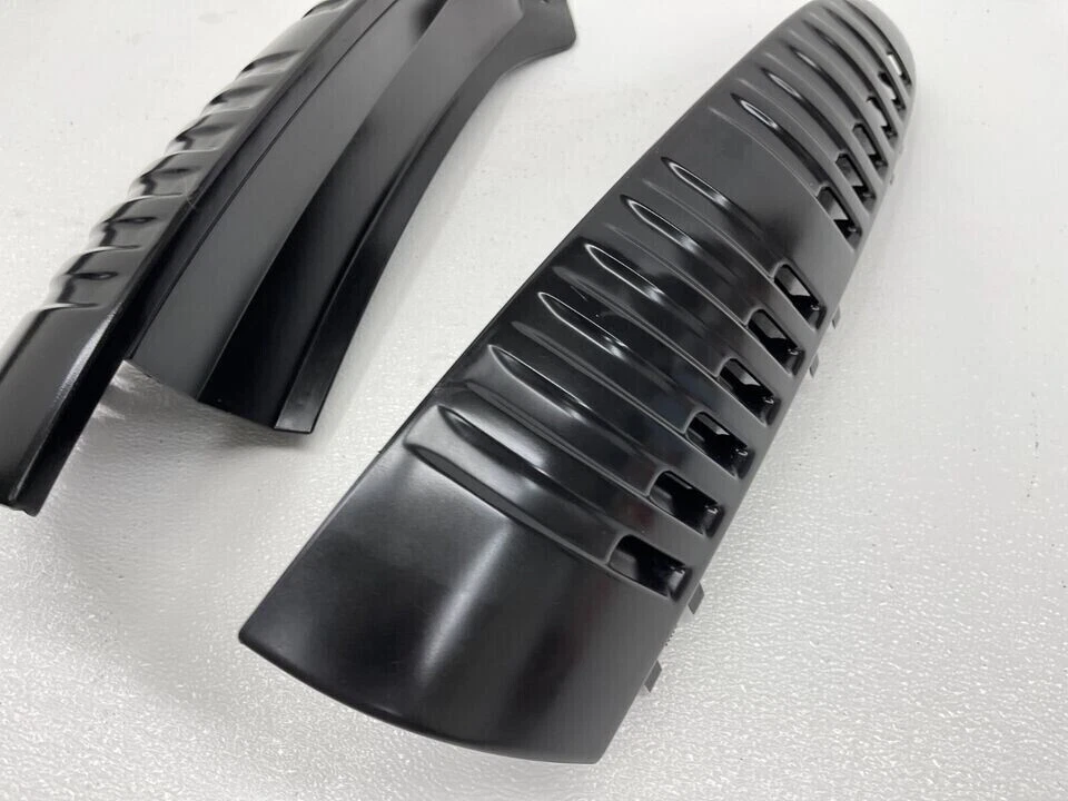 2000-2006   Chevy Tahoe Suburban Yukon Rear D Pillar Molding Trim Panels Oem - Image 2 of 4