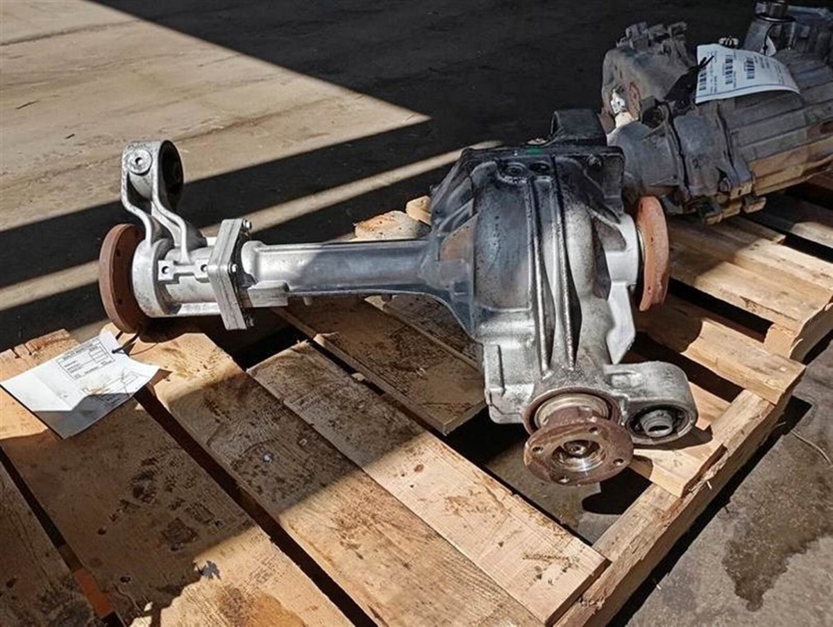 2004-2014 Nissan Titan Front Differential Carrier 2.937 Axle Ratio