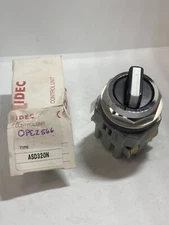 IDEC ASD320N SELECTOR SWITCH 3 POSITION MAINTAINED 2NO 120-600VAC NIB
