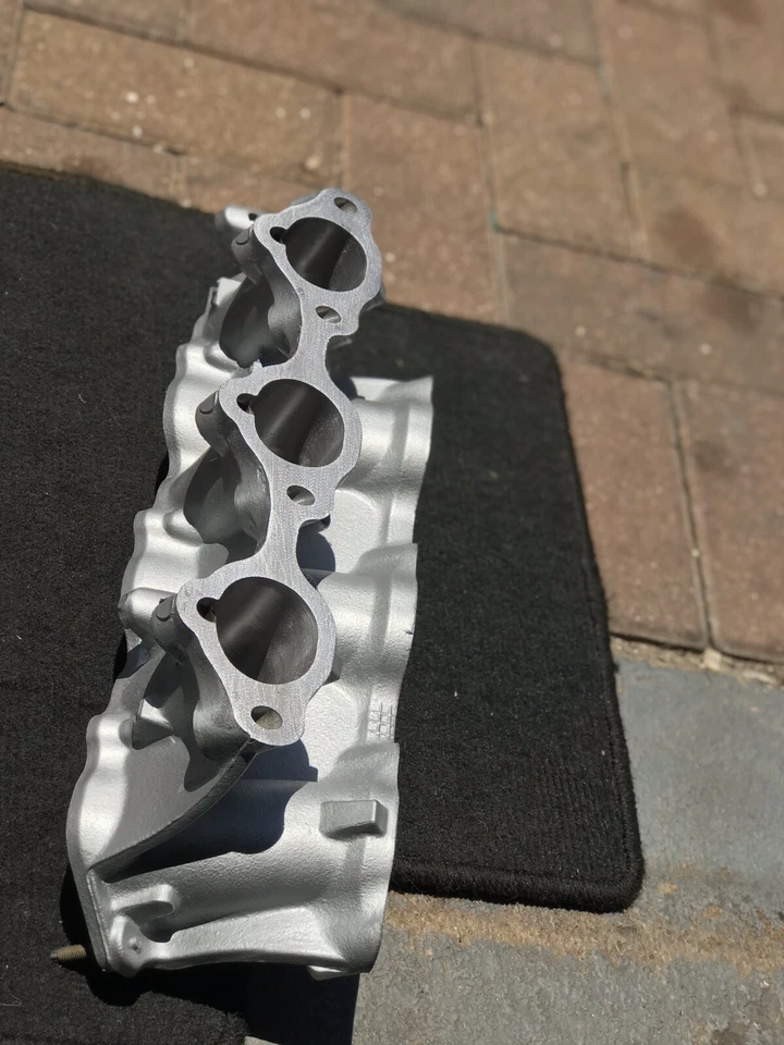 Colector de admisión inferior con puerto 350z G35 03-06  Foto 4 de 4