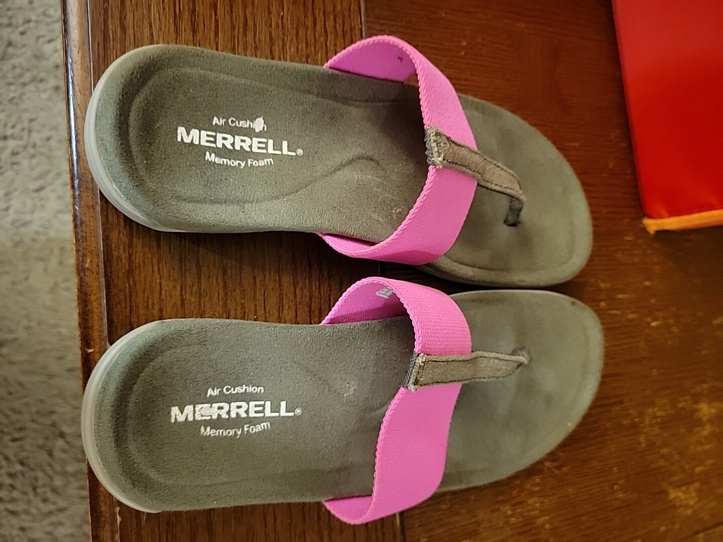 Infradito verde pelle scamosciata rosa caldo Merrell taglia 3