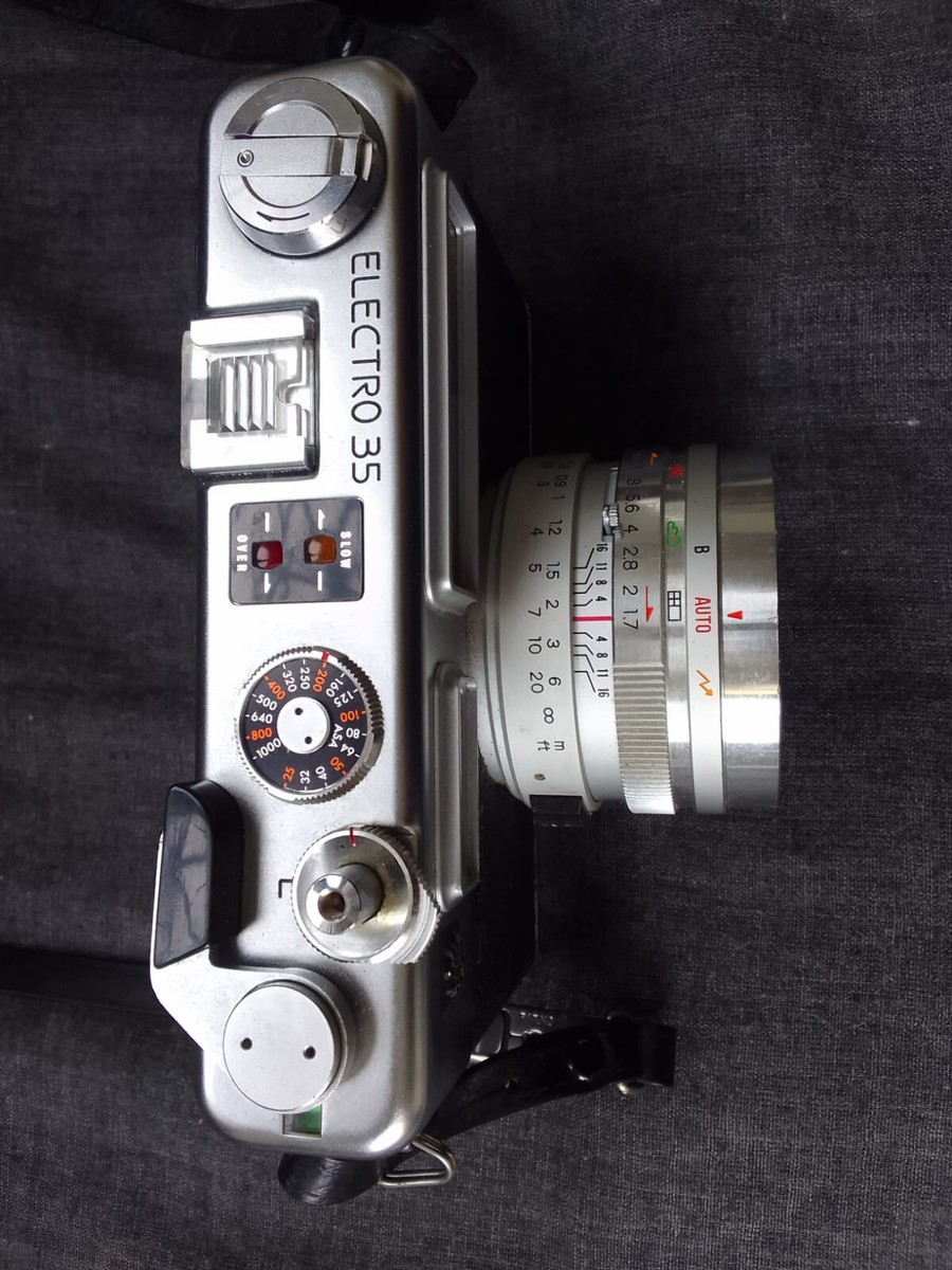 YASHICA Electro 35 GSN Film Camera with Color-Yashinon DX 45mm f
