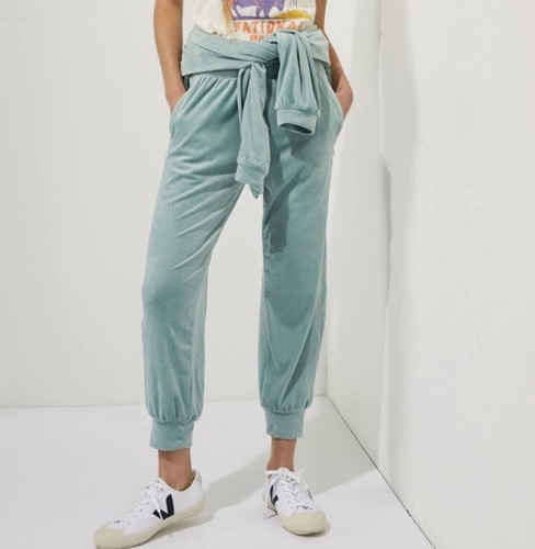 Green Merida Velvet Joggers Pockets 