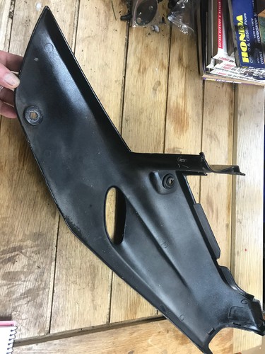 Honda CBR900 RRR RRS fireblade SC28 92-95 Right tail seat fairing black +red OEM - Picture 12 of 16