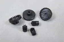 HO Slot Car Parts - Rear Crown & Pinion Gear Lot of 3 Life Like "M", Others  New
