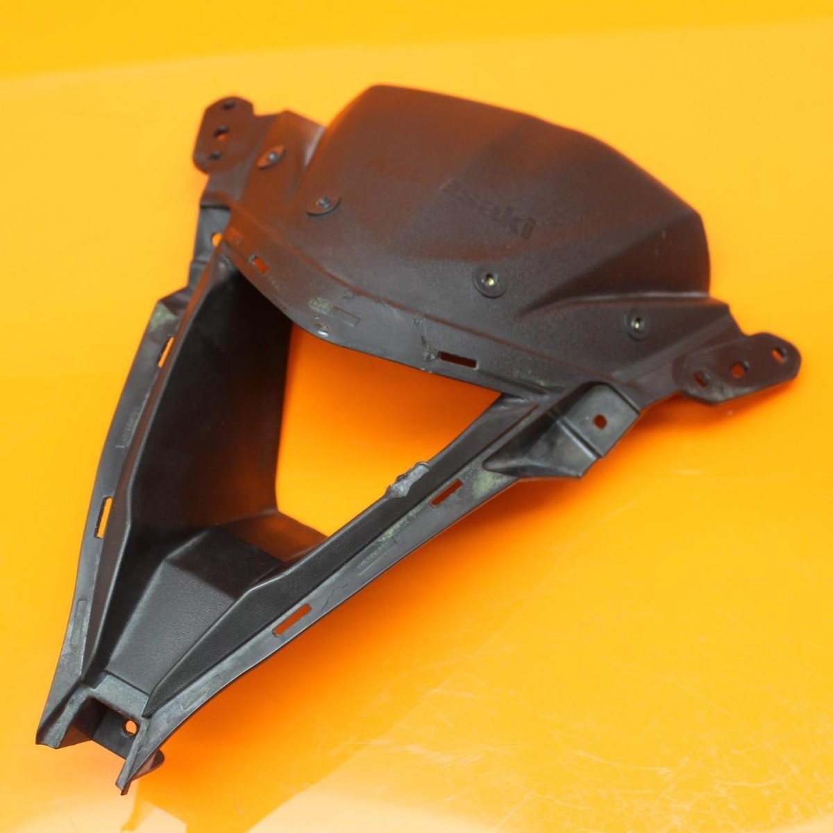 2013-2017 KAWASAKI NINJA ZX6R OEM FRONT CENTER COWL FAIRING 2013-2017 KAWASAKI NINJA ZX6R OEM FRONT CENTER COWL FAIRING