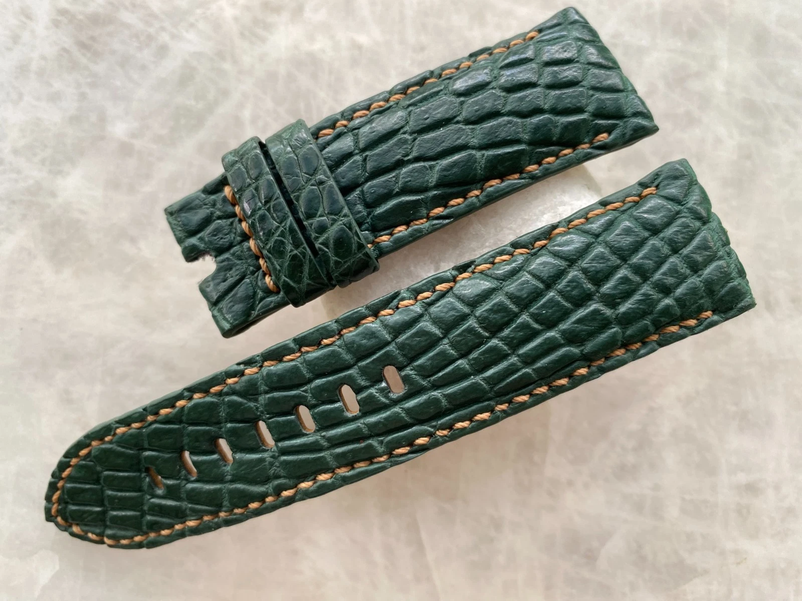 24mm/22mm Green Alligator Crocodile Print Leather Watch Strap Band