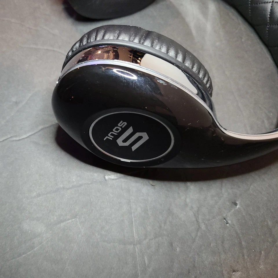 Наушники-вкладыши SOUL X-TRA беспроводные функциональные Bluetooth для спорта черные U - Изображение 4 из 4