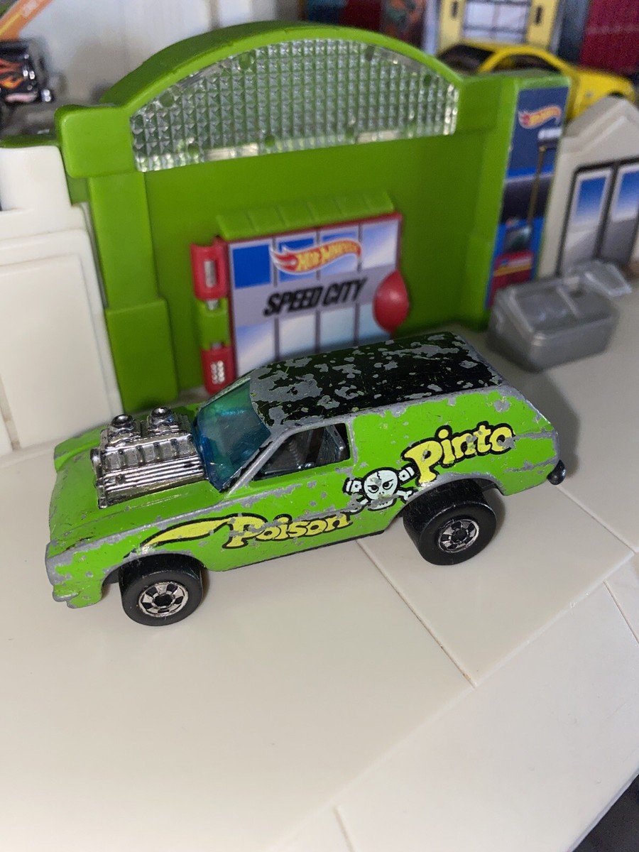 Vintage 1975 Hot Wheels Poison Pinto BW Black Wall Flying