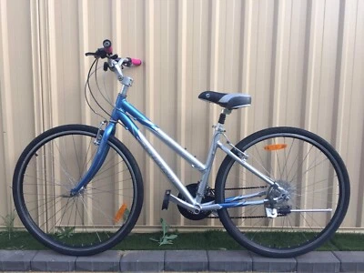 giant elwood se ladies bike