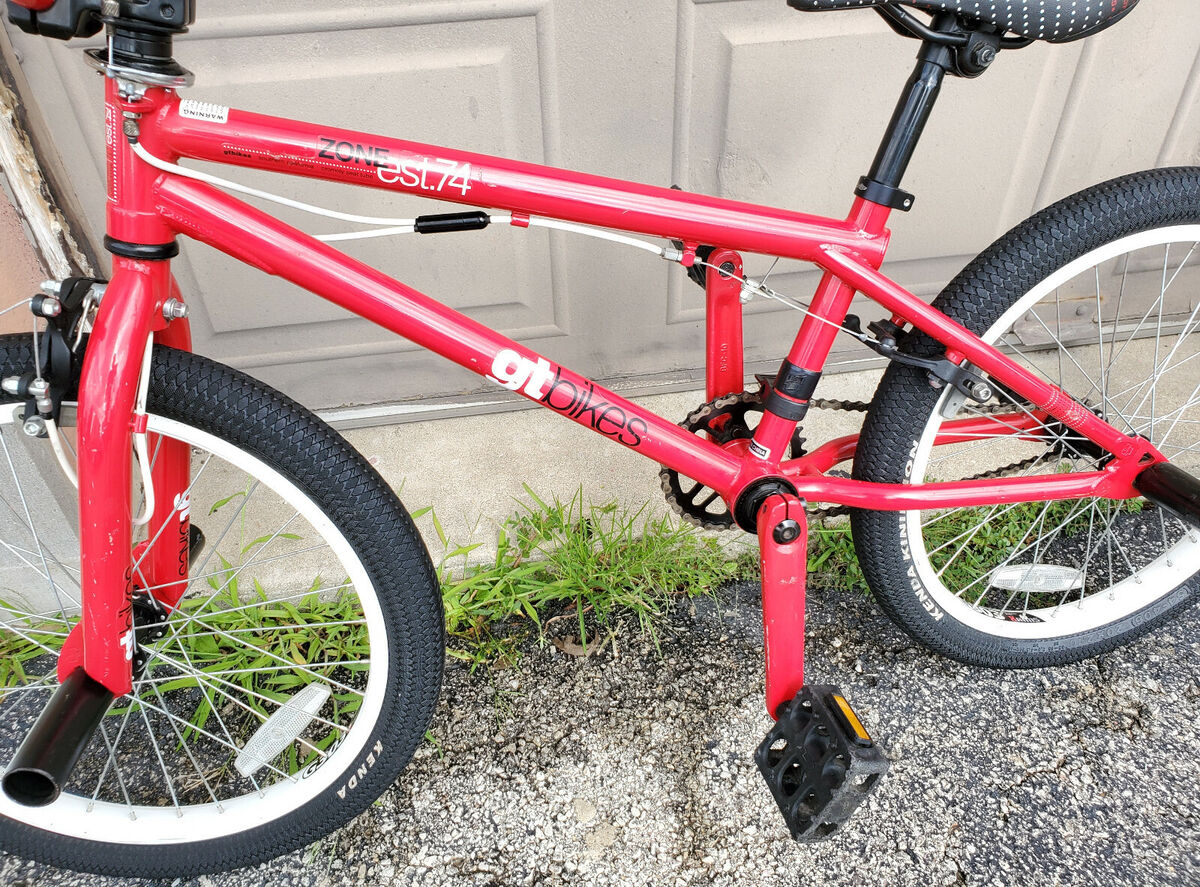 2009 GT Zone EST 74 Mid New School BMX Bicycle Red Old Bike 2009 GT Zone EST 74 Mid New School BMX Bicycle Red Old Bike