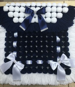 pom pom pram blanket