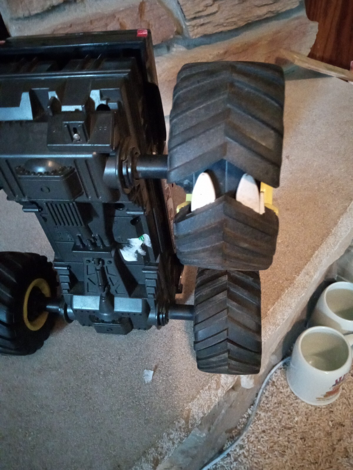 THE CLAW Vintage 1991 4x4 Monster Truck Kenner "Beware It Goes Where it Wants!"