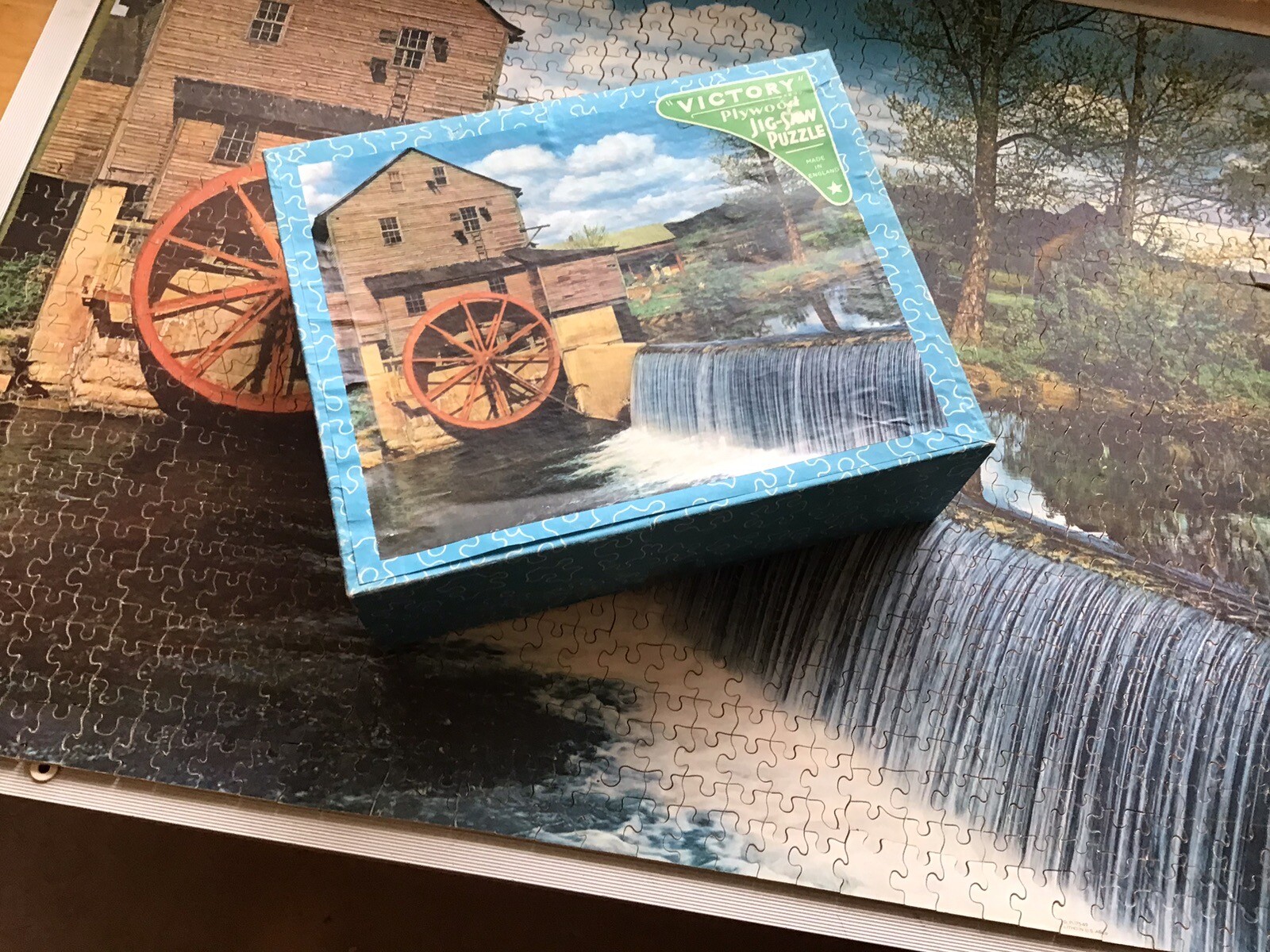Vintage Victory Wooden Jigsaw Puzzle 1000 Pieces Complete eBay