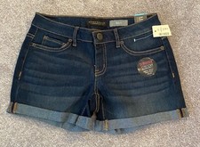 NWT Aeropostale Short Seriously Stretchy Denim Medium Wash Mid Rise Size 0