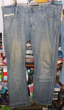 MENS JEANS CJ BLACK JEANS MENS SIZE 38X32 DISTRESSED HIP HUGGER JEANS GREAT BUY