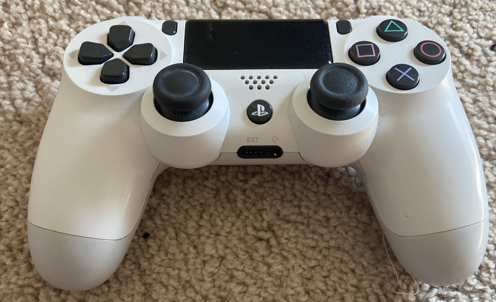 Sony PlayStation 4 PS4 Dual Shock Wireless Controller  White Not Working