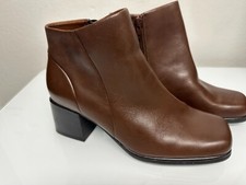 New Vintage 90s y2k Brown Leather Chunky Heel Square Toe Ankle Boots 8.5