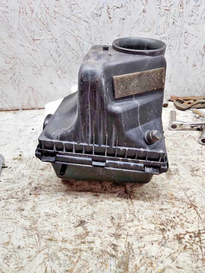 2006-2010 Dodge Charger Air Box Air Cleaner Filter Box 5.7L Assembly OEM Foto 2 de 4