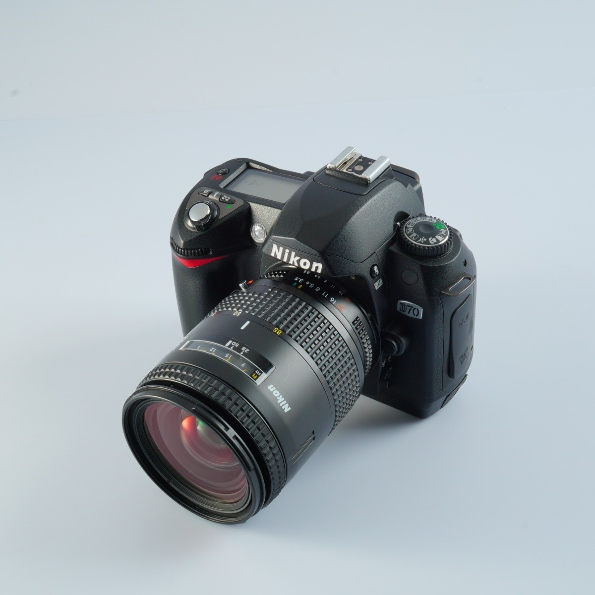 Nikon D70 デジタル一眼レフカメラ AF NIKKOR 28-80 作動 Nikon D70s