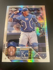 2023 Topps Chrome - Salvador Perez #165 Prism Refractor
