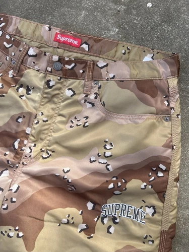 Pantalon camouflage nylon Supreme x Levi’s